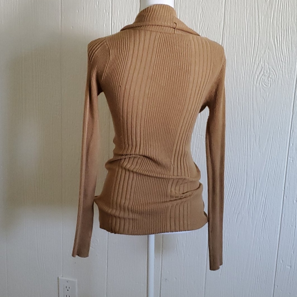Express sweater - Picture 2 of 2